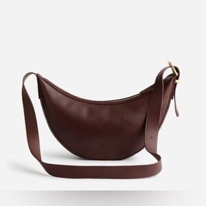 Madewell Essentials Crescent Leather Shoulder Sling Bag
